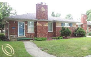 Spacious 3 BR Ranch for Long Term Lease Features 1.5 BA