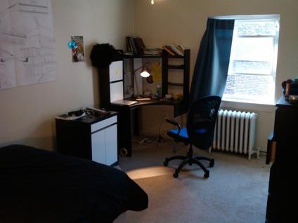 Subletting 2 Bedrooms close to CMU campus. Fully furnished, June-August