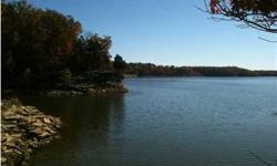 Beautiful lakefront/wooded/cleared land within one mile of the Narrows Marina. Land is located on Barren River Reservoir Lake. Owner is selling entire land which has been surveyed for 29 lots ranging from .612 acres to 1.113. Four lots directly on the