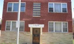 FANNIE MAE PROPERTY. 2 BR CONDO. HARDWOOD FLOORS THROUGHOUT. THIS IS A 4 UNIT BUILDING WITH SHARED BSMNT. ENCLOSED PORCH CAN BE USED AS AN OFFICE, DEN, OR AN EXTRA LGE WALK-IN CLOSET. THE PRICE OF THIS CONDO OFFERS LOCATION AND CONVENIENCE OF SHOPPING,