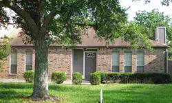 Very nice single story townhome in Willow Creek Townhomes addition. Move in ready. Neutral paint and flooring. All appliances included. Convenient to IH 10 and Major Drive. Located in Dishman School district. This property is for sale or lease.
Listing