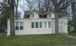 nullSelena Freeman is showing this 4 bedrooms / 1.5 bathroom property in Euclid. Call (440) 318-1620 to arrange a viewing.