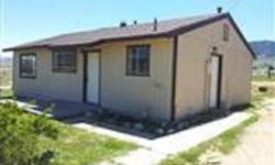 Nicely rehabbed 2 bed/2 bath bungalow located on over 10 acres just outside city limits... own well.. new carpet, vinyl, fresh interior paint, granite counters, new stove, remodeled bathrooms and numerous misc repairs.
Listing originally posted at http
