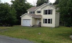 Pocono 3 bedroom, 2 1/2 bath, like new condition, built 2006 fully upgraded November 2014, located near commuter highways. Near 24 hr. Walmar, located in gated community with 24hr security. House is priced to sell, taxes $5,200.00 and is in like new