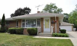 Phenomenal north side brick 3 bedroom, 2 bath ranch home, will sweep you off your feet! Like new carpeting & sturdy plaster walls. House in excellent condition well maintained by long time owner. Updated kitchen w/multitude of cabinets. Comfortable dining