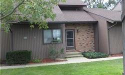Bedrooms: 3
Full Bathrooms: 2
Half Bathrooms: 0
Lot Size: 0.03 acres
Type: Condo/Townhouse/Co-Op
County: Summit
Year Built: 1973
Status: --
Subdivision: --
Area: --
HOA Dues: Total: 185, Includes: Recreation
Zoning: Description: Residential
Community
