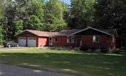 3BDRM, LBA, Livingroom, Kitchen/dining area w/patio doors leading to wooded level backyard. 24x36 Attached Garage. Full basement w/12x20 root cellar. Move-in ready.
Listing originally posted at http