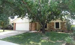 Nice renovated clean 3-2-2 on very large treed lot.
Getz Team is showing this 3 bedrooms / 2 bathroom property in Fort Worth, TX. Call (817) 881-7468 to arrange a viewing.
Listing originally posted at http
