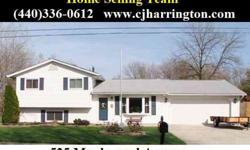 Meticulously cared for split level within walkable distance to lake erie!
C J Harrington is showing 525 Maplewood Avenue in Sheffield Lake, OH which has 3 bedrooms / 1.5 bathroom and is available for $109900.00. Call us at (440) 336-0612 to arrange a