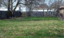 40 x 135 Buildable vacant lot in Racine with existing curb and gutter.Seller says ''BRING ME AN OFFER!!!''
Listing originally posted at http