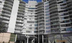 Great opportunity for buyer. 10th floor of 11 floor high rise. Buyer responsible for C.O. and all inspections. Proof of funds required with all offers.
Listing originally posted at http