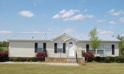 For Sale...3/4 bedroom, 2 baths, small office, large living room, dining room, breakfast room, huge kitchen 2400 sq. ft., 1+ acres, community ponds, beautiful neighbor.
? in Santuck, Alabama.