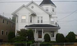 A Very Nice Victorian single family, Needs Roof and some TLC. Will not go FHA
Listing originally posted at http