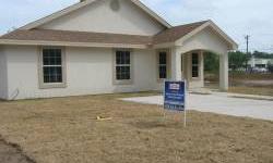 This very nice new construction is ready to move in.
Listing originally posted at http