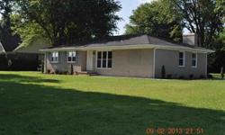 Home has been totally updated and ready to move in to. Great corner lot and convenient location. Please call now.Debbie Johnson has this 3 bedrooms / 2 bathroom property available at 701 Broadway Ave in Franklin for $119900.00. Please call (270) 782-1811