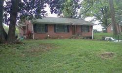 Clemmons 1957 Ranch style Brick house for sale on 1.1 acres. 3 bedroom 1 bath. Newly remodled. Great neighborhood for kids. Beautiful original oak hardwood floors throughout including bedrooms (recently refinished). New tile in bathroom and kitchen. Newly