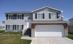 Great value in the village! High ceilings, floorplan has good flow.
Jackie Adams is showing this 3 bedrooms / 1 bathroom property in Idaho Falls. Call (208) 520-8445 to arrange a viewing.
Listing originally posted at http