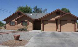 York constructed home in Ironwood. 3 bed, 2 bath. Great location, vaulted ceilings. Open dloor plan. Easy care landscape. Priced to sell
Listing originally posted at http
