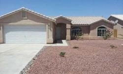 Just like new, remodeled 3 bedrooms 2 bath 1500+sq foot home. New tile new landscaping,Back yard completely fenced with block wall, Clean and fresh, 2 car garage, RV parking with gates! A must see
Listing originally posted at http