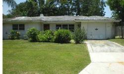 Opportunity in South Gate!!! Classic Sarasota neighborhood, close to shopping mall, schools, wonderful dining and hospitals... and just minutes to Siesta beach! 3 bedrooms / 2 baths, inside laundry room,single car attached garage with terrazo floors thro