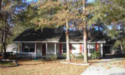 Best price, best location!!! Adorable 3 beds, 2 baths home in very nice condition and totally move-in ready!
Corinne Woodman is showing this 3 beds / 2 baths property in Beaufort, SC. Call (843) 812-5424 to arrange a viewing.
Corinne Woodman is showing