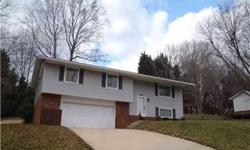 Well maintained 3BR/2.5BA split foyer ready for new owner. Large living room, formal dining room, eat-in kitchen & hardwood foyer. Spacious kitchen w/ample cabinets and access to back deck. Large den downstaris w/plenty of space for entertaining or