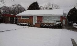 Short sale. Cute 2 bedroom ranch with detached garage and nice sized yard. Large back deck. Great for first time home buyer, or for someone needing to downsize!
Listing originally posted at http