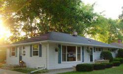 Well maintained large ranch on appletons north side. Barbara Laib has this 3 bedrooms / 2 bathroom property available at 1615 N Nicholas St in Appleton, WI for $131900.00. Please call (920) 585-5400 to arrange a viewing.Listing originally posted at http