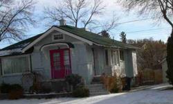 Beautiful historical Rexburg home located one block from BYUI and included in PEZ, area 1. Home is on a good sized lot and has a basement apartment that rents for $500 per month.
Listing originally posted at http