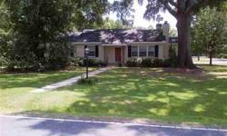 Want to be in the Garden District, well here is your chance. Extra large corner lot! 3 bedroom 1 bath home. Property has been well maintained. High ceiling, wood floors and wood burning fireplace, extra large bedrooms. This one won't last long.
Listing