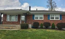 Don't miss out on this beautiful 3 beds brick ranch style home located close to malls, parks, restaurants, gyms, and just minutes from the interstate 65 and gene snyder expressways. Iris Triplett has this 3 bedrooms / 1.5 bathroom property available at