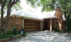 Cottage style brick home facing south with two car grg facing e.
Karen Richards is showing this 2 bedrooms / 2 bathroom property in McKinney, TX. Call (972) 265-4378 to arrange a viewing.
Listing originally posted at http