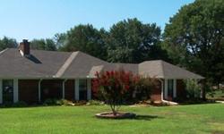 3/2/2 in Club Country Estates. Split bdrms, garden tub, sun room, beautiful landscaping. Nathan Bell Realtors 903-785-5578