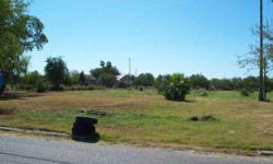 IRREGULAR SHAPED LAND ZONED MULTI-FAMILY. GREAT ACRES TO BUILD YOUR MULTI FAMILY APTS OR FOUR-PLEXES.
Listing originally posted at http