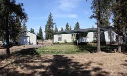 Absolutely the finest Spokane/Cheney area horse setup at this price point! Very private and serene end-of-lane location. Better-than-new horse setup. Home is arranged to take maximum advantage of square footage. Open living space design is dominated by
