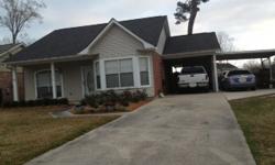 Why rent when you can buy, mortgage rates are at an all time low!!! Qualifies for Rural Development, FHA, and other specialized financing. New to the market, HURRY will not last long!!!! $139,900 Great 3br 2ba home in Denham Springs located in quiet