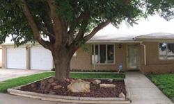 Fantastic House in SW Lubbock!You will love the location on a corner lot in a culdesac in Preston Smith School District.Great curb appeal and beautiful trees.The floor plan is excellent with front kitchen,large living room,tall ceilings,beautiful