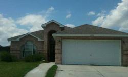 Cozy home in a popular subdivision. All brick home with granite counter tops, lile floors in living area, kitchen & baths. Carpet in bedrooms make your appt. today!
Listing originally posted at http
