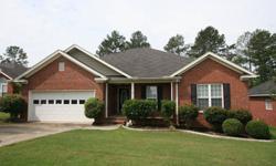 515 Great Falls, Grovetown GA 30813$142,500! Split 3 bedroom, 2 bath plan (owner?s bath with garden tub, shower, his & her sinks) living room with gas fireplace, open to dining room, eat-in-kitchen with range, side-by-side refrigerator and dishwasher,