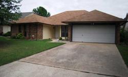 LOTS OF SPACE IN THIS 4 BED OR 3 BED WITH STUDY. UPDATES INCLUDE FRESH INTERIOR PAINT, KITCHEN SINK AND FAUCET, DISPOSAL, VENT HOOD, SMOOTH TOP RANGE, TILED KITCHEN,DINING AND UTILITY, BATH ROOM STOOLS, FAUCETS, TILE AND COUNTER TOPS. THIS HOME HAS LOW
