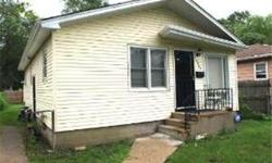 SHORT SALE,! JUST A GREAT DEAL!! 3 BEDROOM HOME WITH BASEMENT AND NEWER 2 1/2 CAR GARAGE. WORK DONE N SOLD "AS IS". PRICED TO SELL.
Bedrooms: 3
Full Bathrooms: 1
Half Bathrooms: 0
Living Area: 800
Lot Size: 0.25 acres
Type: Single Family Home
County: