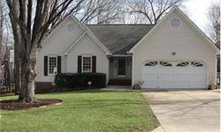 Not a thing to do! Move right on in! Open & spacious floorplan, fresh paint, up-to-date light fixtures, new bathroom tile, new roof & hotwater heater in 2009, new carpet in 2008.
Maureen Roberge is showing 4809 Fortunes Ridge Trail in Charlotte, NC which