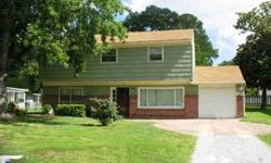 Convenient to all of Hampton Roads. Well maintained split level has family room with cathedral ceiling. Spacious kitchen, 2 full bathrooms. New heating and cooling system installed in 2011. All appliances stay.Joyce Howe has this 3 bedrooms / 2 bathroom