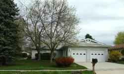 COMFORTABLE, AFFORDABLE 3 BDROOM, 2 BATH RANCH IN SYCAMORE'S WOODGATE SUBDIVISION! LOCATED CLOSE TO SHOPPING, RESTAURANTS, AND MANY OTHER AMMENITIES, INCLUDES SCHOOL BUS SERVICE! MASTER BEDROOM BATH HAS HANDICAP ACCESSARIES. ADD'TL W/D H/U IN BSMT. NOT A