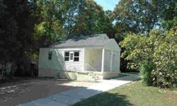 Terrific location...classic 50's bungalow on level lot in prime location close to peachtree dekalb airport. TERI FRYE is showing this 2 beds / 1 baths property in Atlanta, GA. Call (678) 298-1611 to arrange a viewing.TERI FRYE is showing 4080 Clairmont