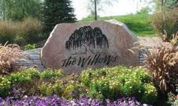 The Willows is a spectacular New Development in Zionsville. Southlake at The Willows offers green space, amenities & mature trees. Rolling lots, some cul-de-sac lots, walk-out capabilities & full amenities. Sits on a beautiful 10 acre lake. Formerly a