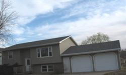3 BEDROOM HOME
1107 South Cleveland Pierre, SD 57501
MLS #12-66
$156,900
A very nice 3 bedroom home in a family friendly neighborhood. Freshly painted with new carpet on the inside and maintenance-free steel siding on the outside! Extra large deck makes