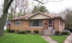 SOLID & PRICED TO SELL 3 BEDROOM BRICK RAISED RANCH IN "WORTHWOODS" SUBDIVISION SHOULD BE ON THE "MUST SEE" LIST. INCLUDES LARGE EAT-IN KITCHEN, LIVING RM/DINING RM COMBO, PLUS FULL WALK-OUT BSMT W/FIN. RECREATION RM, LAUNDRY/FURNACE RM, AND LOADS OF