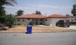 Nice curb appeal property in Fontana. 3 bed 1 bath with a big lot size. Back yard with lot's of fruit trees.
Listing originally posted at http