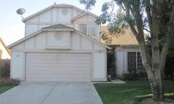 Beautifully maintained 4 bd 3 ba split level home in NW Fresno. Owners have done many upgrades (approx. 5 years ago, per seller). Including granite counter tops in kitchen, newer tile in kitchen and 2 of the bathrooms. Ceiling fans throughout, custom